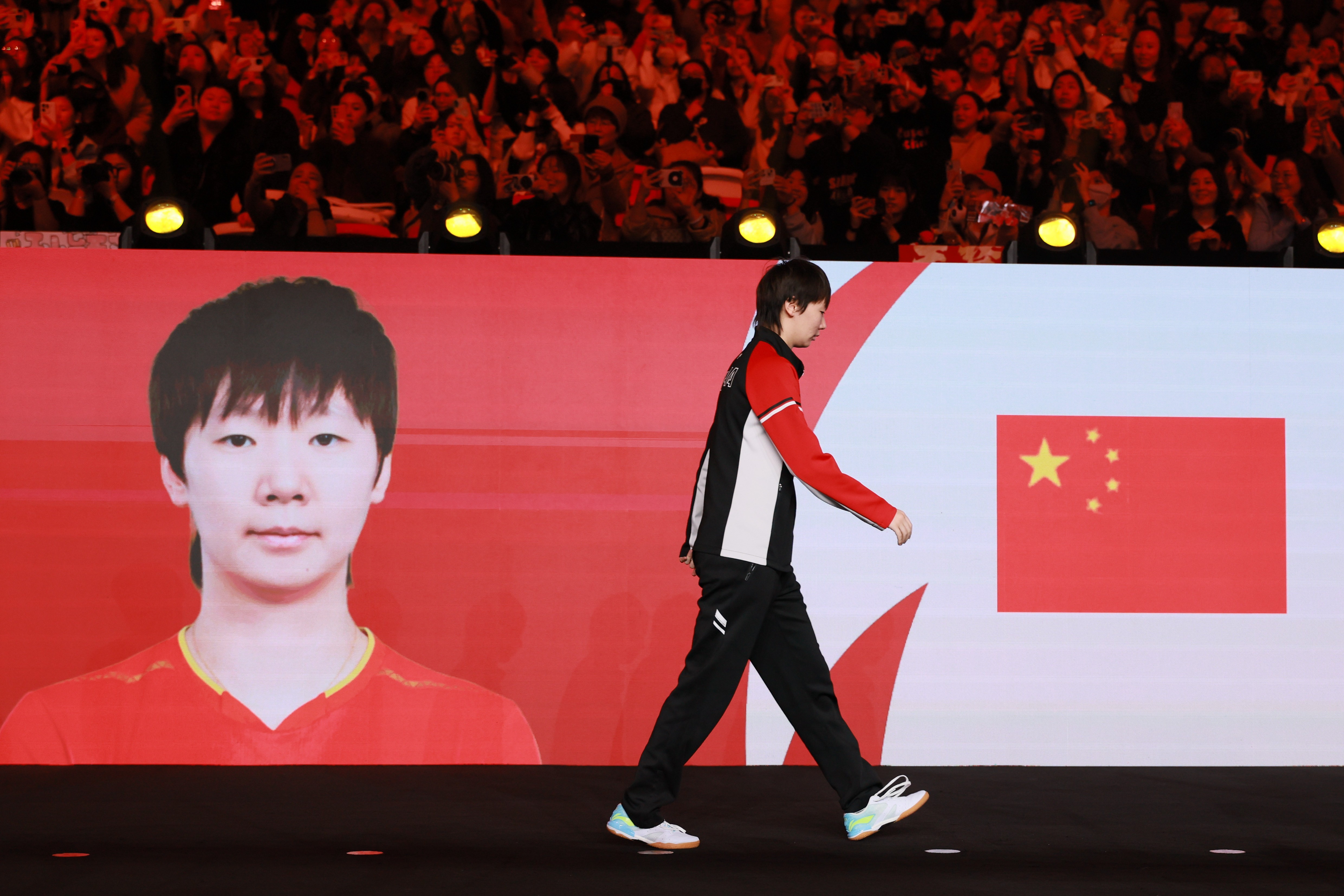 王曼昱回应3比0李恩惠 251204成都混团世界杯 | 中体2王曼昱vs李恩惠