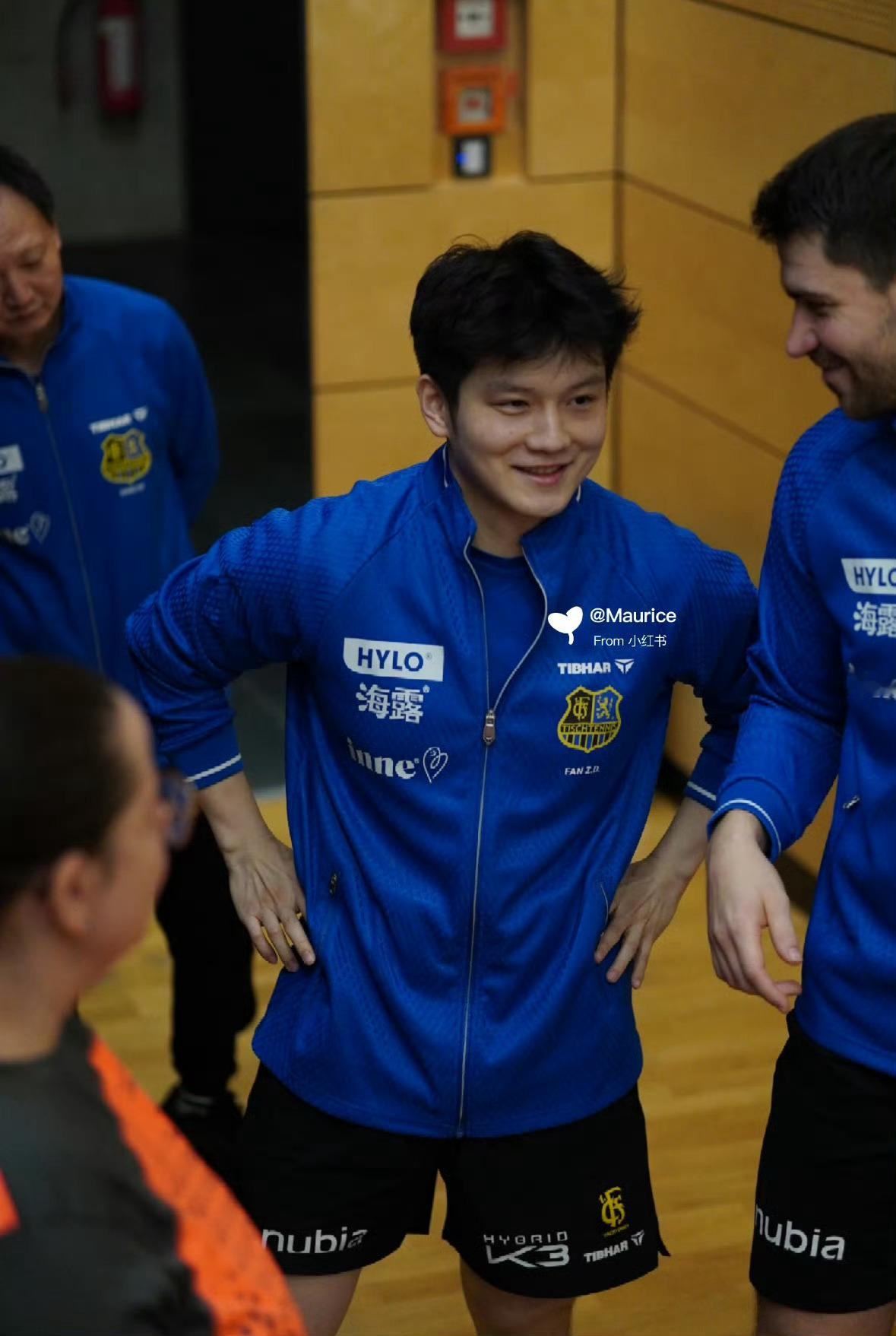 樊振东鲜衣怒马少年时身体好，心情好，球技好，就是这样意气风发