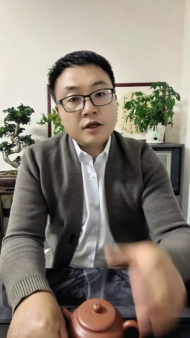 前程。
你的儿子一年以后会变成家族最成功的人，你一定要相信你儿子的人生会突然变好