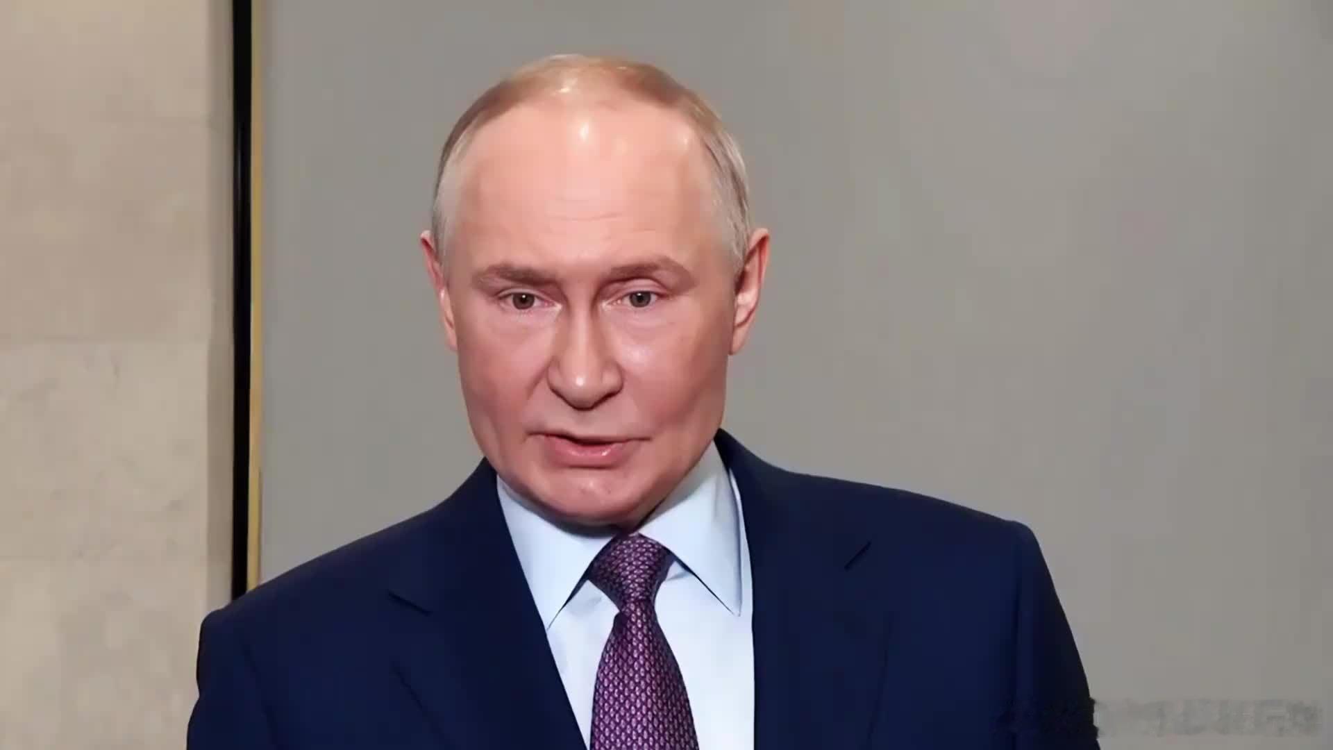 分享网易视频《普京大怒，俄对日本发出最后通牒，美开始急了？千万军火支援日本》 美