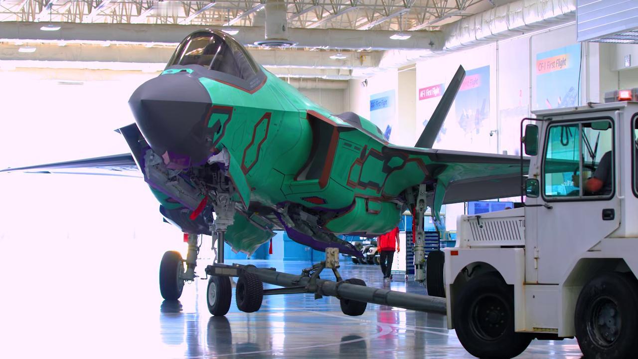 8月17日，洛克希德·马丁公司官宣，为德国制造的首架F-35A隐身战机正式下线。
