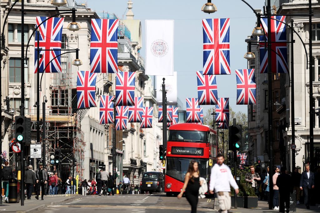 【大批富豪集体撤离，英本土投资人也很焦虑】#大批富豪离开英国# 一场规模空前的超