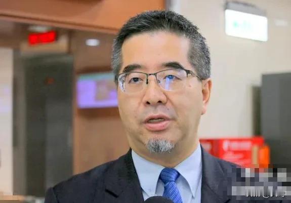 台岛“民代”萧旭岑，近日从大陆交流回台，没想到一席话搞得台岛政坛鸡飞狗跳！   