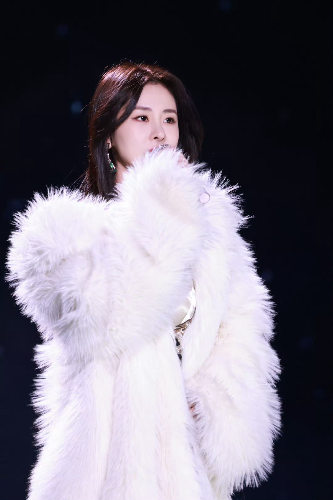 张碧晨官宣加盟江苏卫视跨年 江苏卫视跨年第三波阵容官宣 年度期待舞台！张碧晨用入