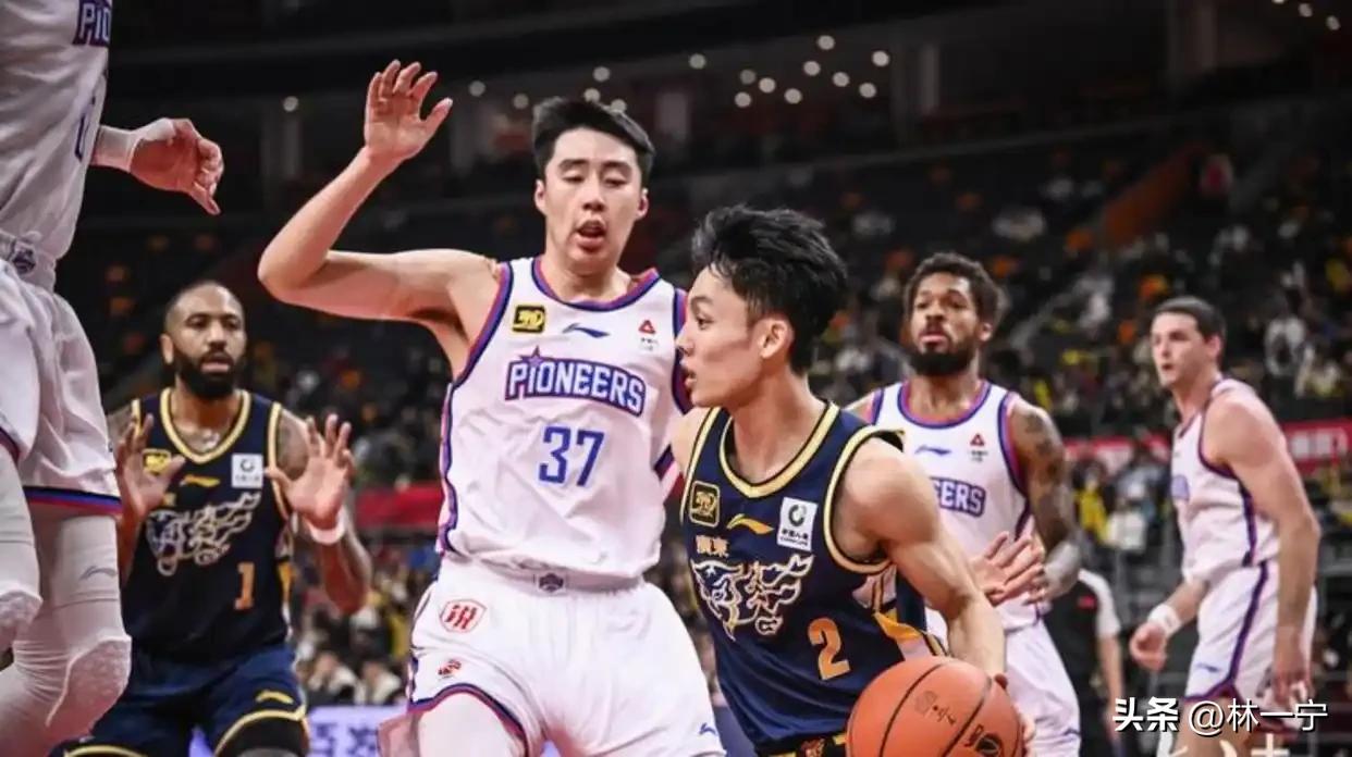 接连失利，广东队到底输在哪？

作为追了广东这么多年的老球迷，一路看着他们起起落