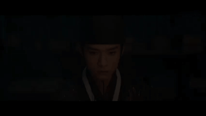 龚俊这集我在还珠格格里看过白衣公卿观看白衣公卿预告中孟剑卿受刑片段，演员细微的肢