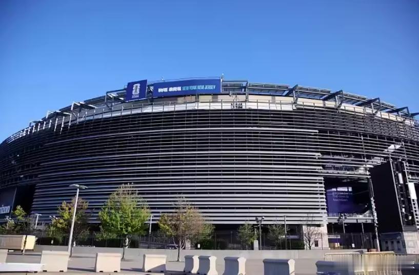 距离2026世界杯开幕还有48天时间，关于球票、物价等相关的讨论也是愈演愈烈。近