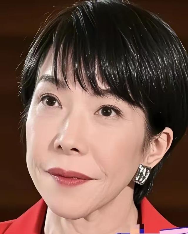 日本突然宣布了！12月24日消息，日本防卫装备厅近日确认，已在“飞鸟”号试验舰上