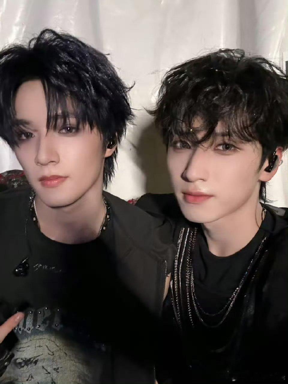 刘耀文严浩翔要合作舞台吗 我们双a组合颜霸line 