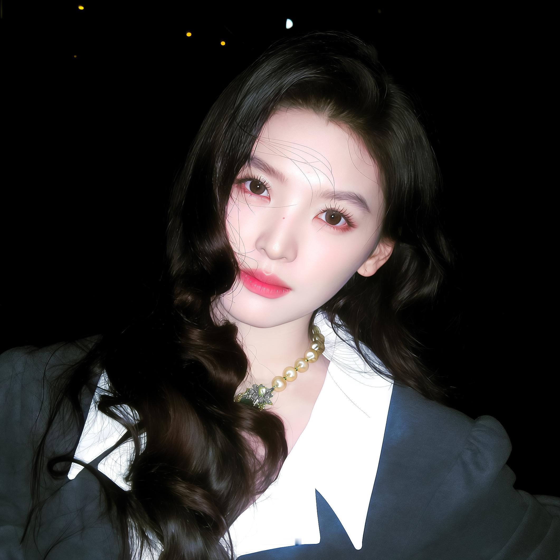 章若楠 𝐌𝐢𝐢𝐢𝐢𝐢𝐢𝐢𝐬𝐬  𝐔⁺. ˚⋆♡̷☆₊·更新