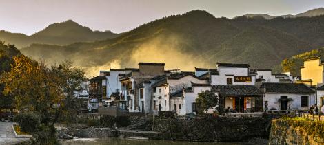 一所医学院刚更名为“大学”，录取分会涨吗？值得报吗？
皖南医学院，这个名字你可能