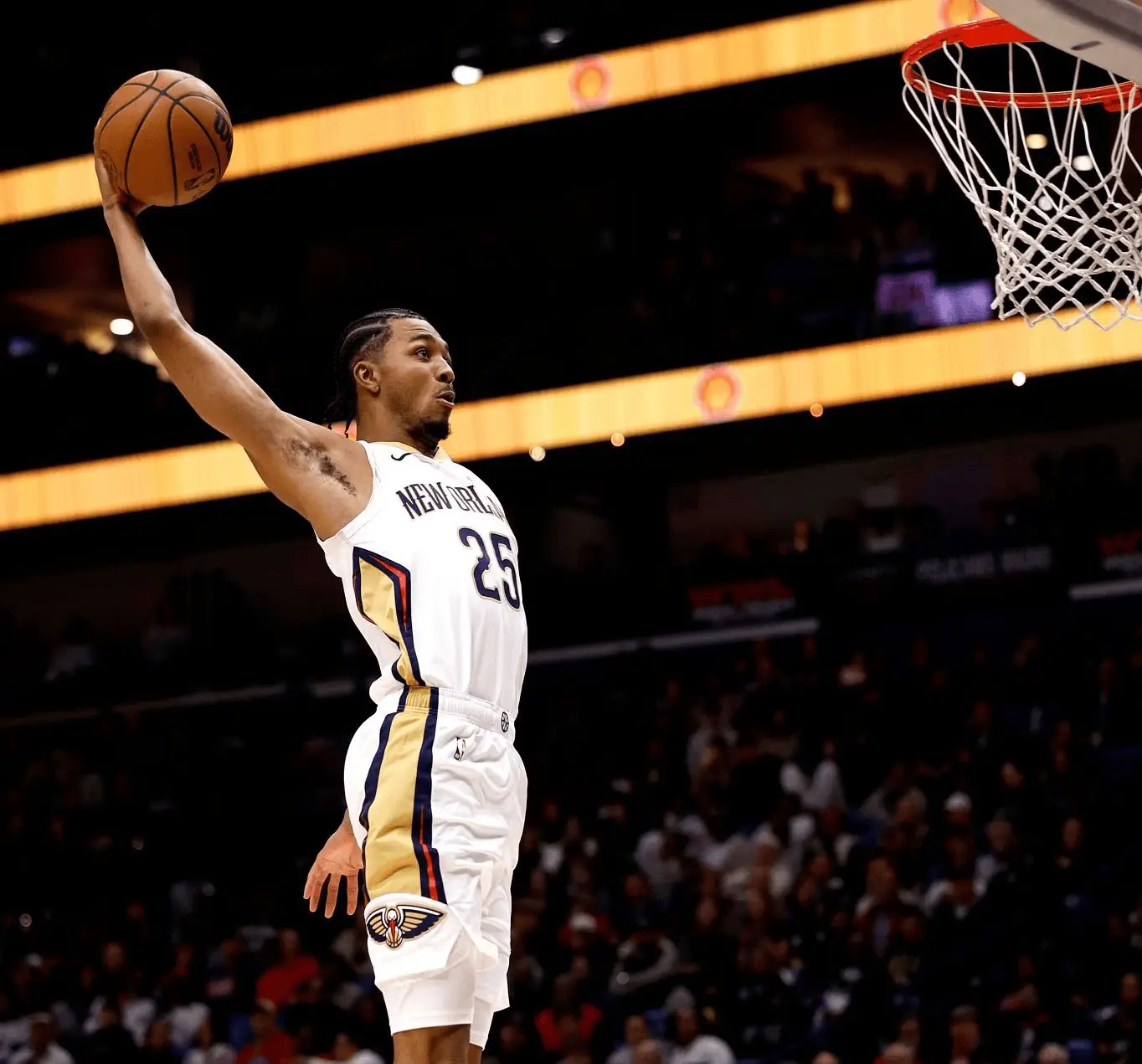 Shams：勇士过去曾看好特雷-墨菲，但联盟消息人士称，鹈鹕目前拒绝就任何年轻侧