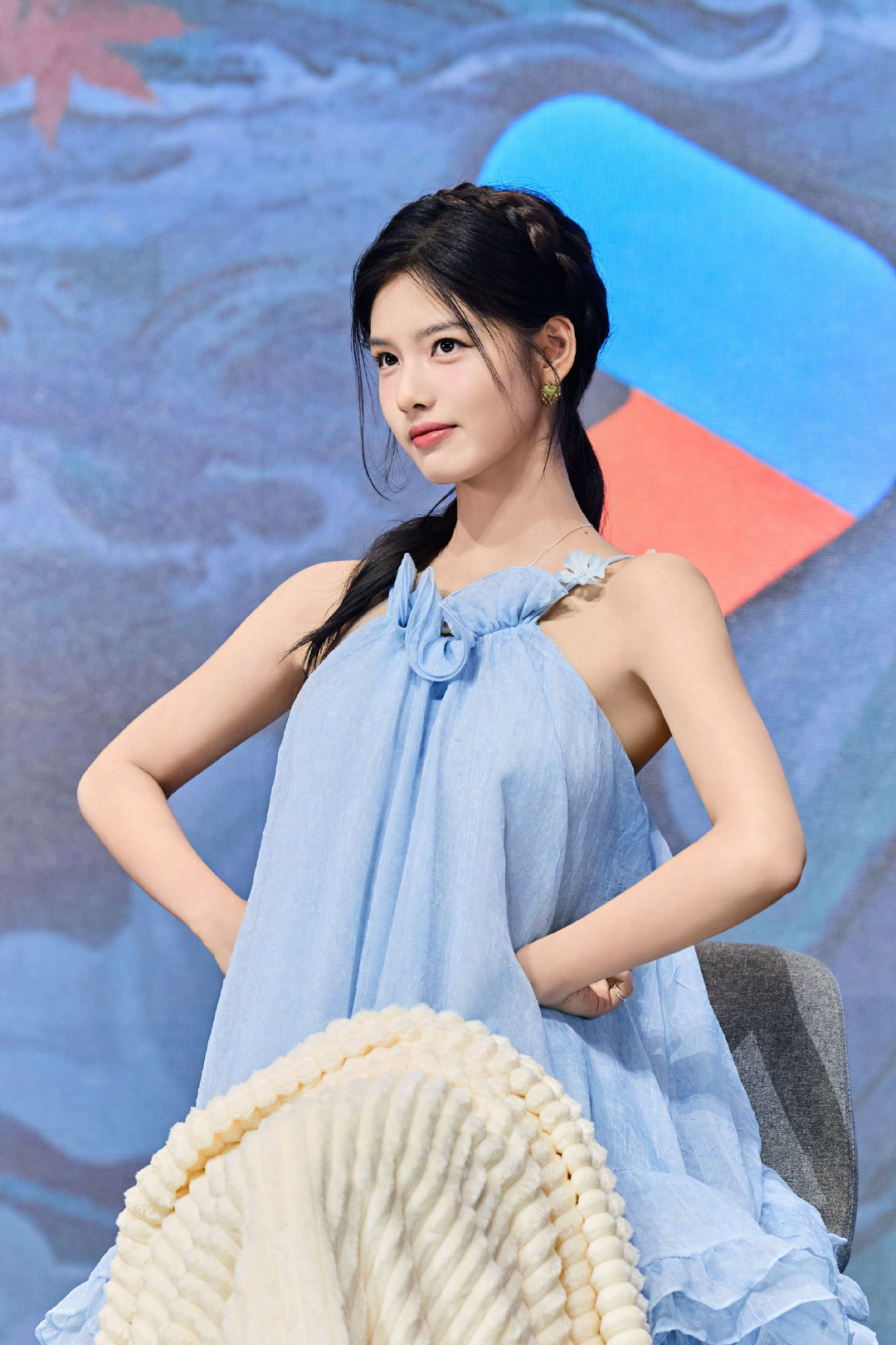 敖瑞鹏艾米身高差敖瑞鹏艾米身高差，两位同框真的好萌啊！！什么时候再次合作