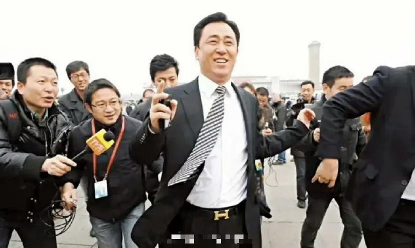 许家印，大结局！

昨天，深圳市中级人民法院一审公开宣判：

许家印数罪并罚被判
