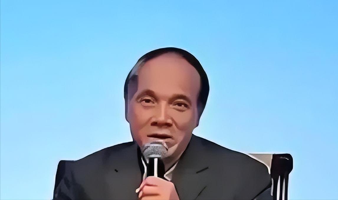 一个越南教授，当着全世界的面，扔下一句话。他说：“虽然我个人对中国有意见，但不得