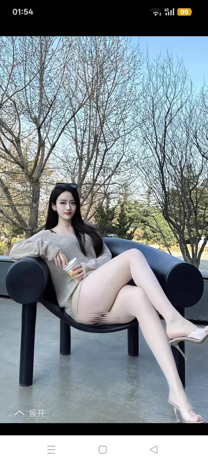 一个男人如果能看透女人的心，并让那个女人知道和接受。
就一定会开出一朵芬芳的花，