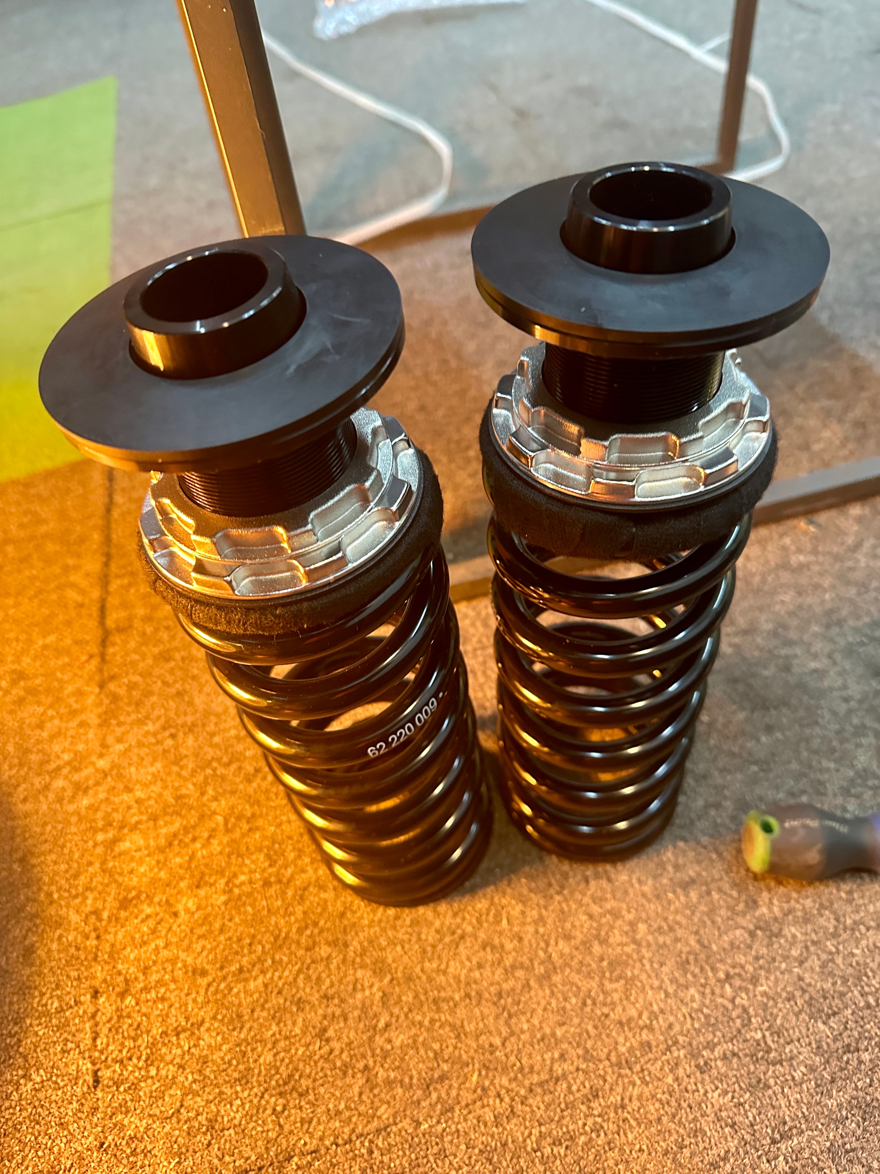 太冷了卧槽。要在火炉边设定好再去装了。 