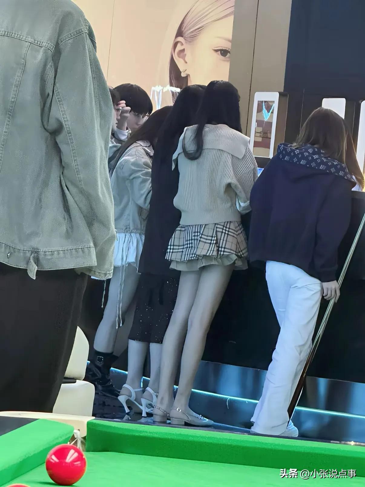 为什么漂亮女孩很多都去ktv上班要不然就是台球厅，为什么不去当厨师，跑快递，送外