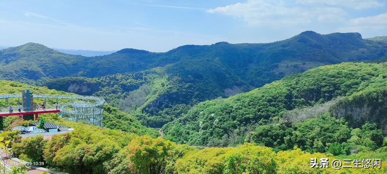 国学大师季羡林曾经说过：“坏人最大的特点，是永远不知道自己坏。”
 
生活里很多