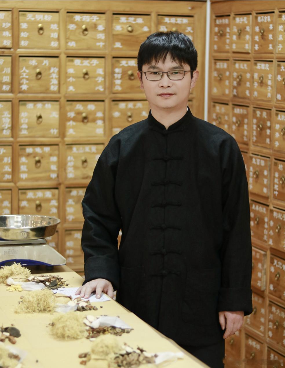 北大硕士转北中医，物理与中医的交织[赞] #中医式生活#  谈起读博士时为何跨专