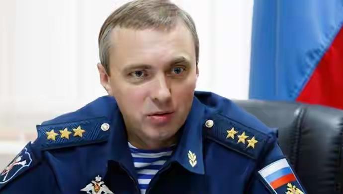 俄罗斯前副国防部长突然去世，与绍伊古是“老搭档”，去年被免职；消息人士：其死于“