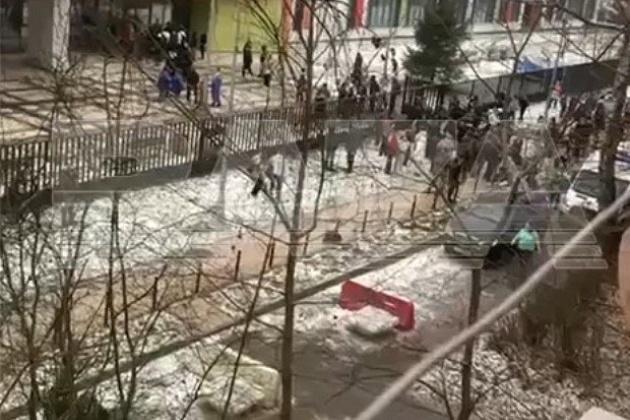 俄罗斯学校袭击事件造成1人死亡 奥金佐沃乌斯片斯卡娅中学发生学生持刀伤人事件20