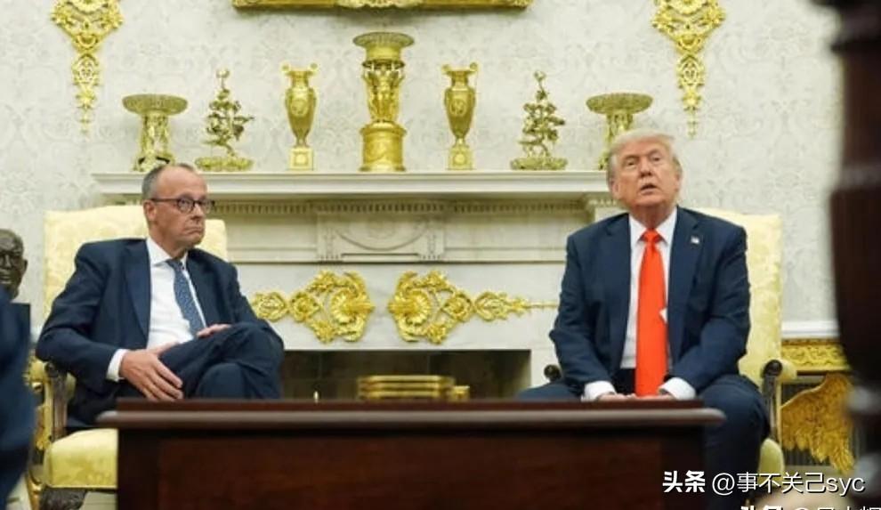 正在白宫访问的德国总理默茨对特朗普威胁中止与西班牙的贸易发表观点:
 
“我已经