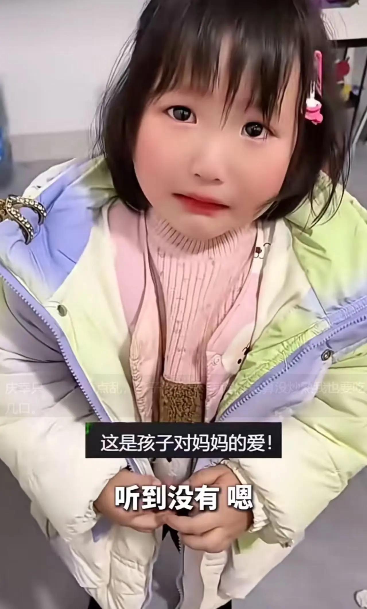 看哭全网！福建icon，女子下班回家，看到6岁的女儿为了给她做饭，把厨房弄得一片