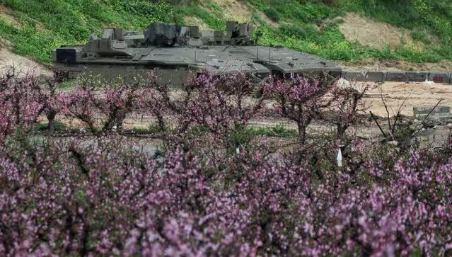 [耶路撒冷23日路透社]-以色列军方23日宣布，黎巴嫩边境附近一名以色列农户男子