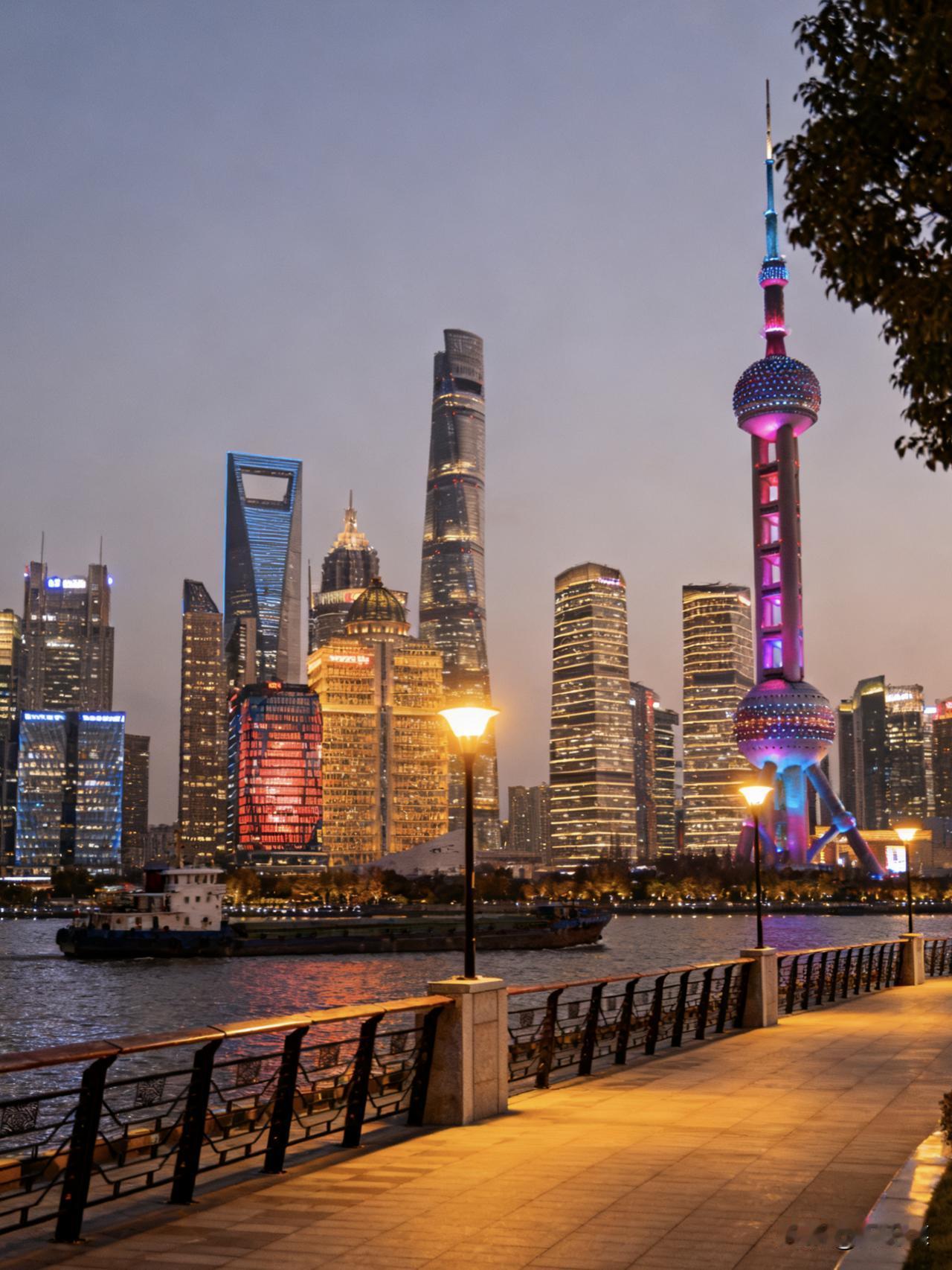 别总是羡慕别人命好，也许光鲜亮丽的背后，正隐藏着别人的有苦难言。看个小笑话吧：