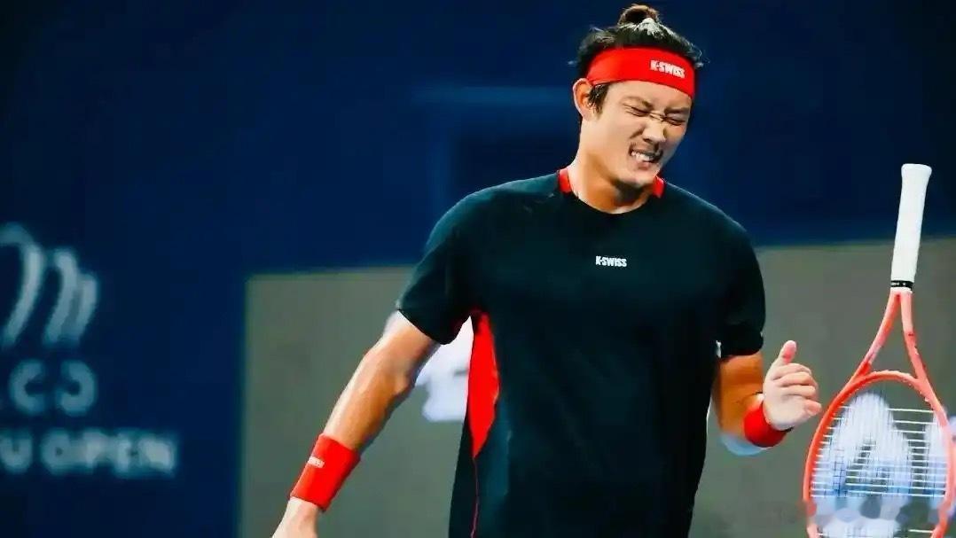 🟠ATP1000马德里男单正赛首轮❌【P】🇨🇳张之臻2-6/0-6不敌🇨