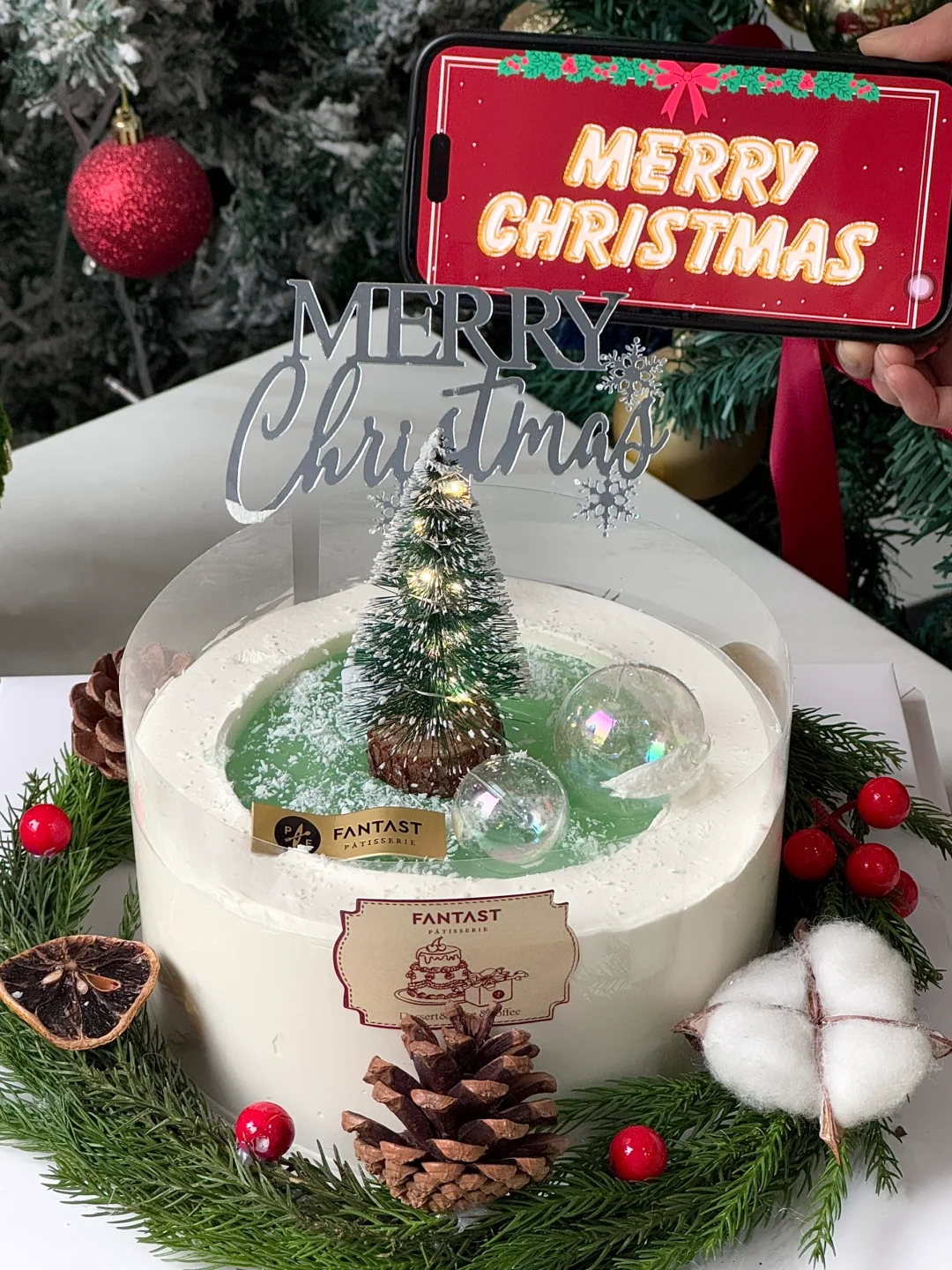 西安限定圣诞蛋糕🎄圣诞氛围已经溢出屏幕！