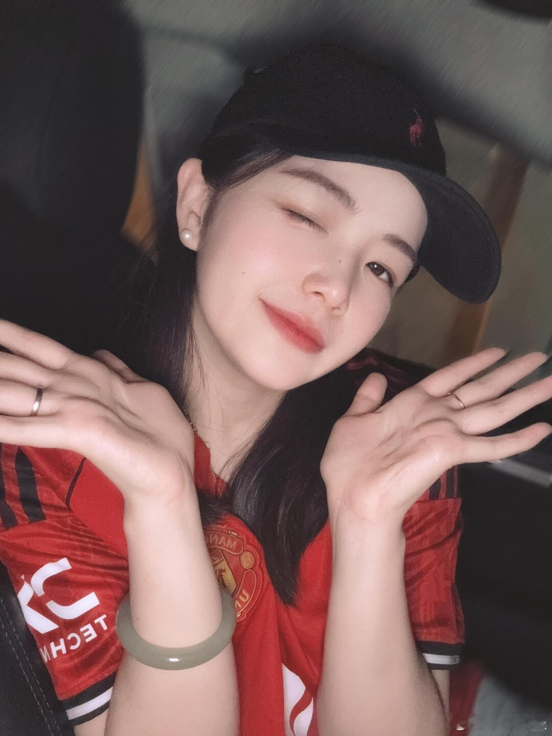 昨天三√三，今晚这三场直接跟我干！联赛：002 意甲队伍：罗马vs科莫方向：胜年