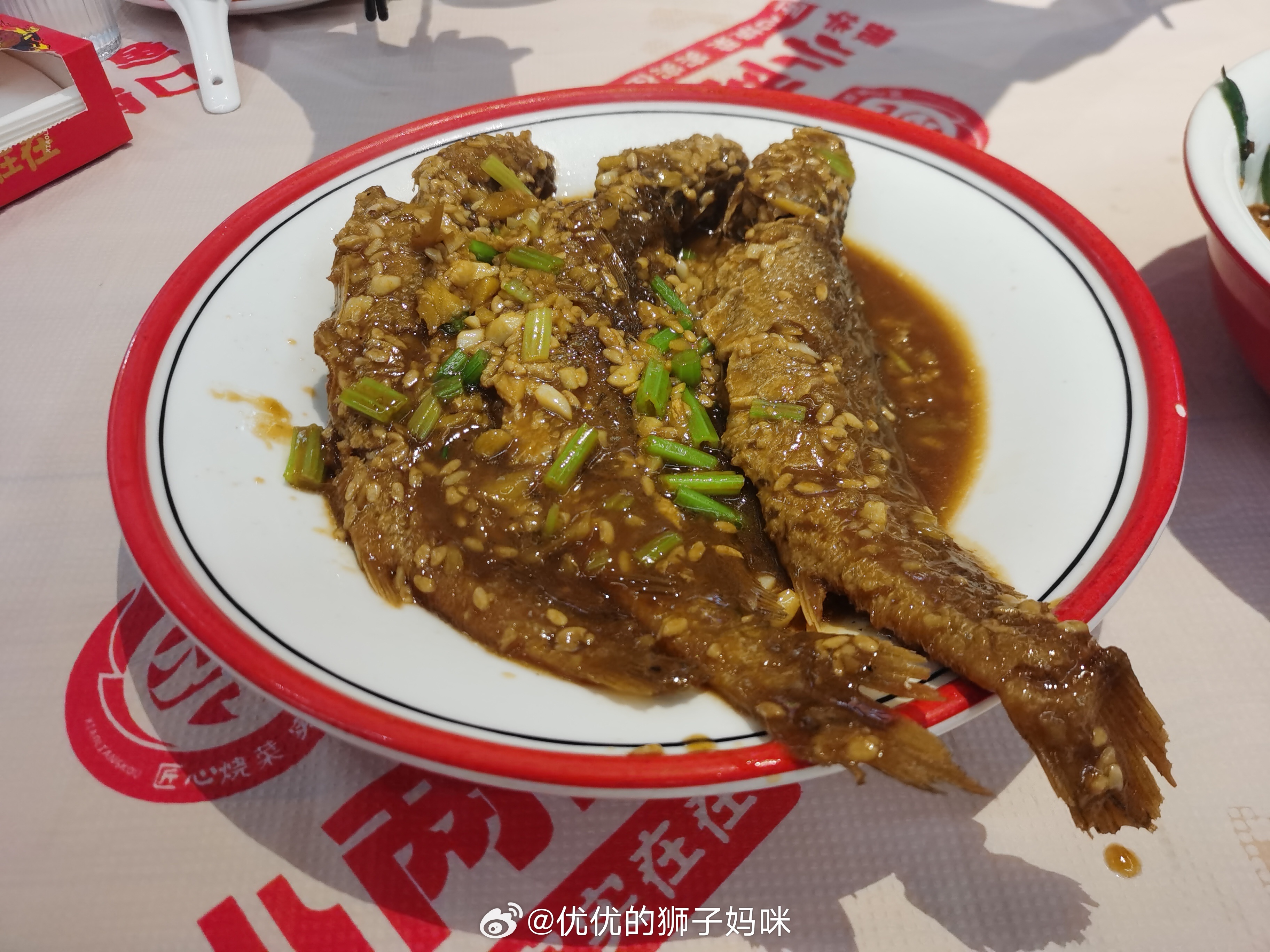 到南昌了，在酒店休整一下，出来吃晚饭，直接被酸菜粉皮狠狠的拿捏了，也是第一个光盘