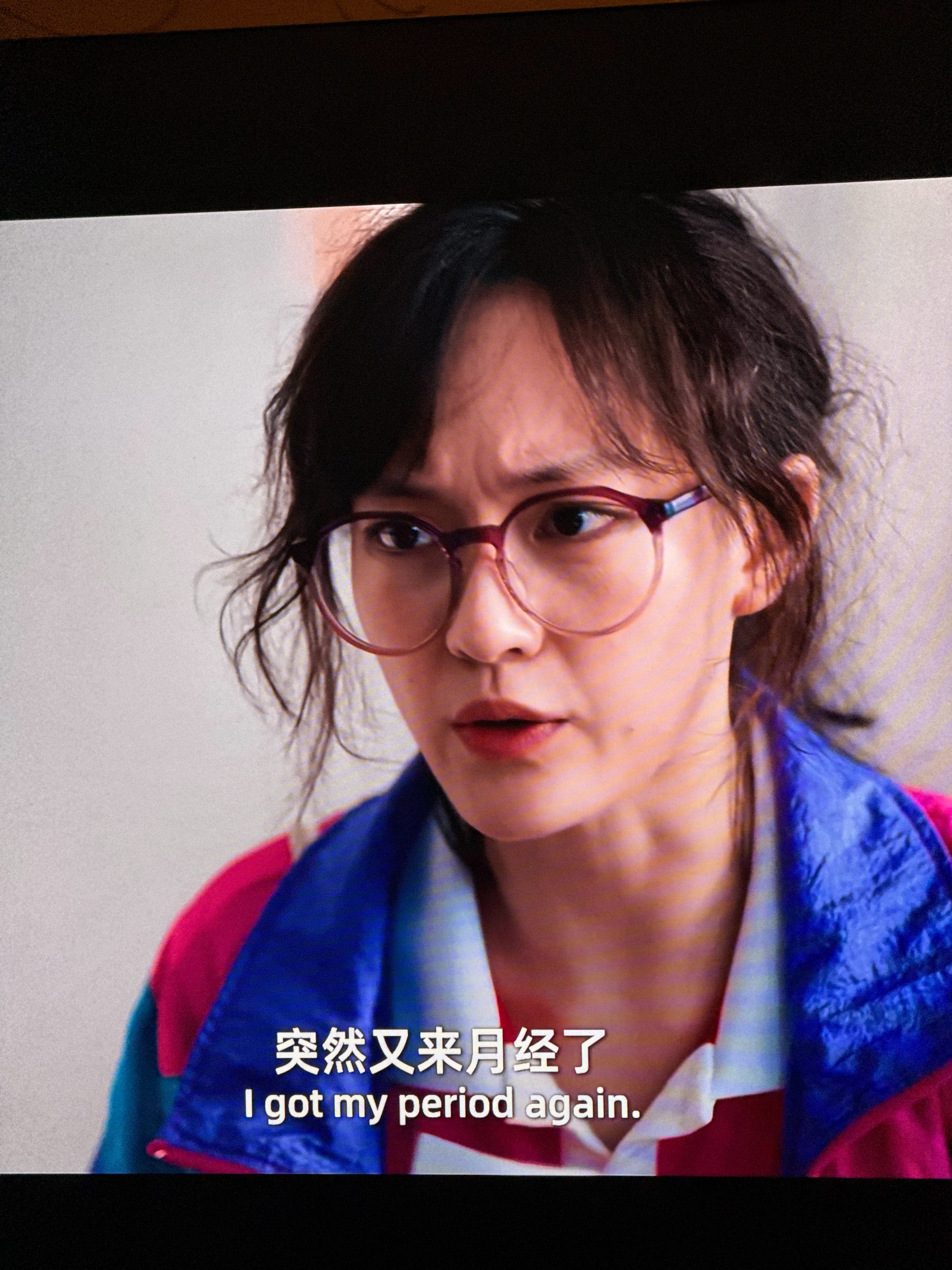 好久没看过这么糟糕的电影了。剧情彻底脱离生活现实，人物行为完全失真，还过量填充着