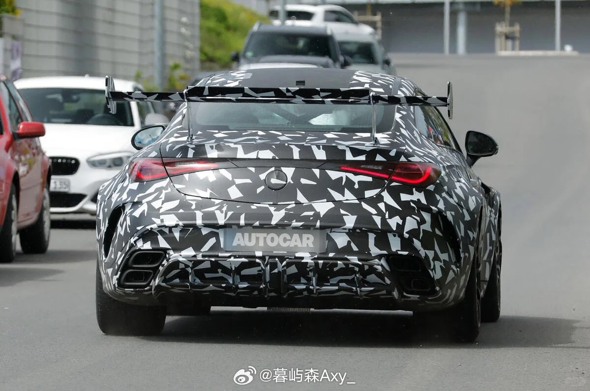 大v聊车 奔驰AMG CLE 63 Mythos持续纽北测试，4.0T V8平面