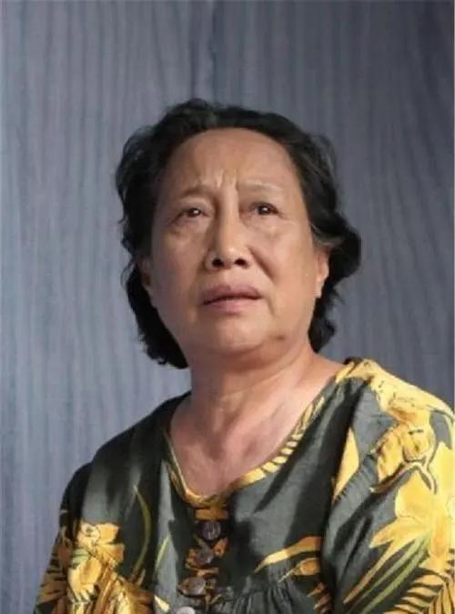 1980年，演员孙桂田花2.6万在北京故宫旁买了一个四合院，后来她又陆陆续续买了