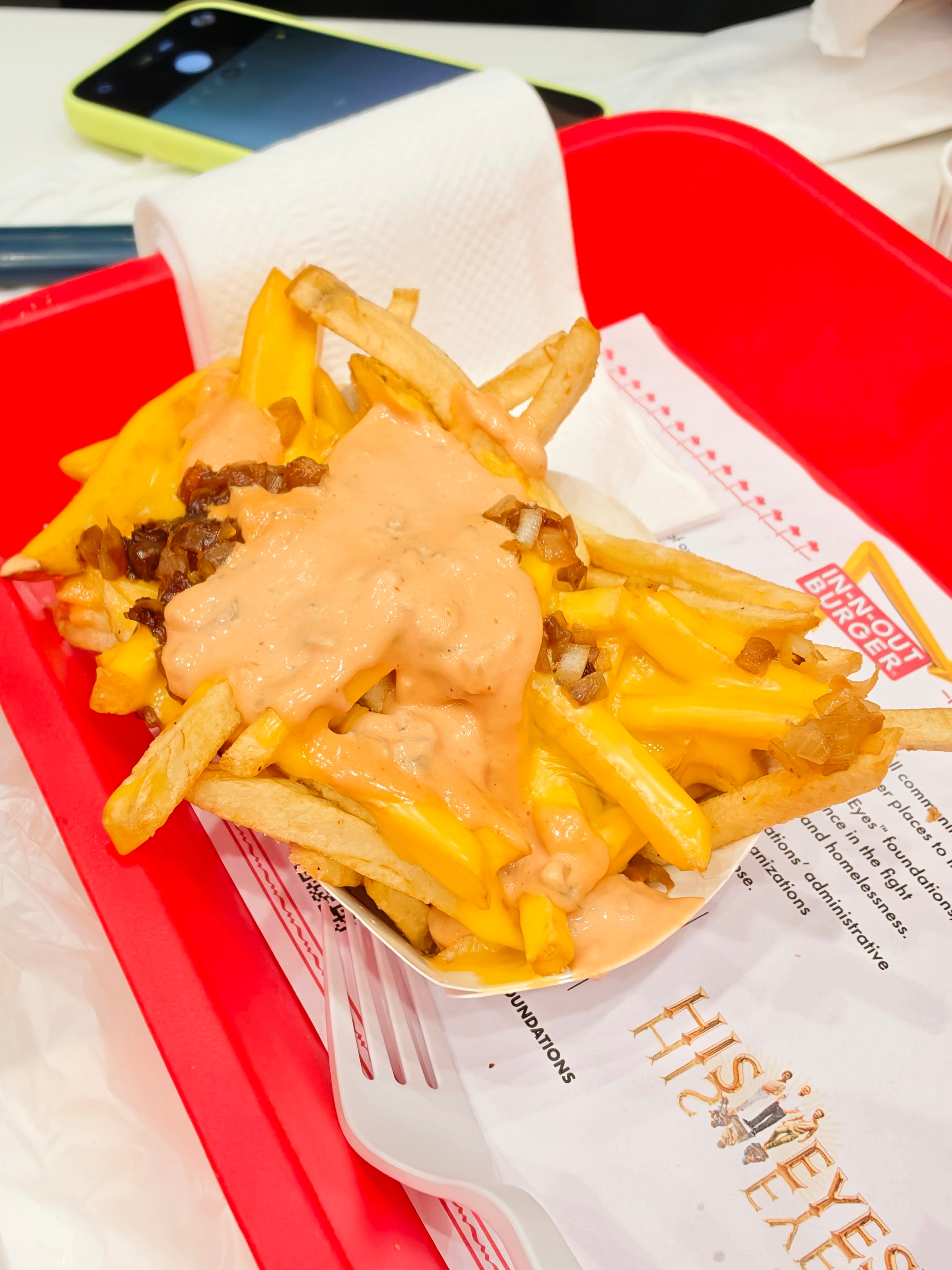 老谢说带我吃宵夜，我说不吃了怕长肉，老谢说这些吃不胖他没骗我吧？？ 美国·Fis