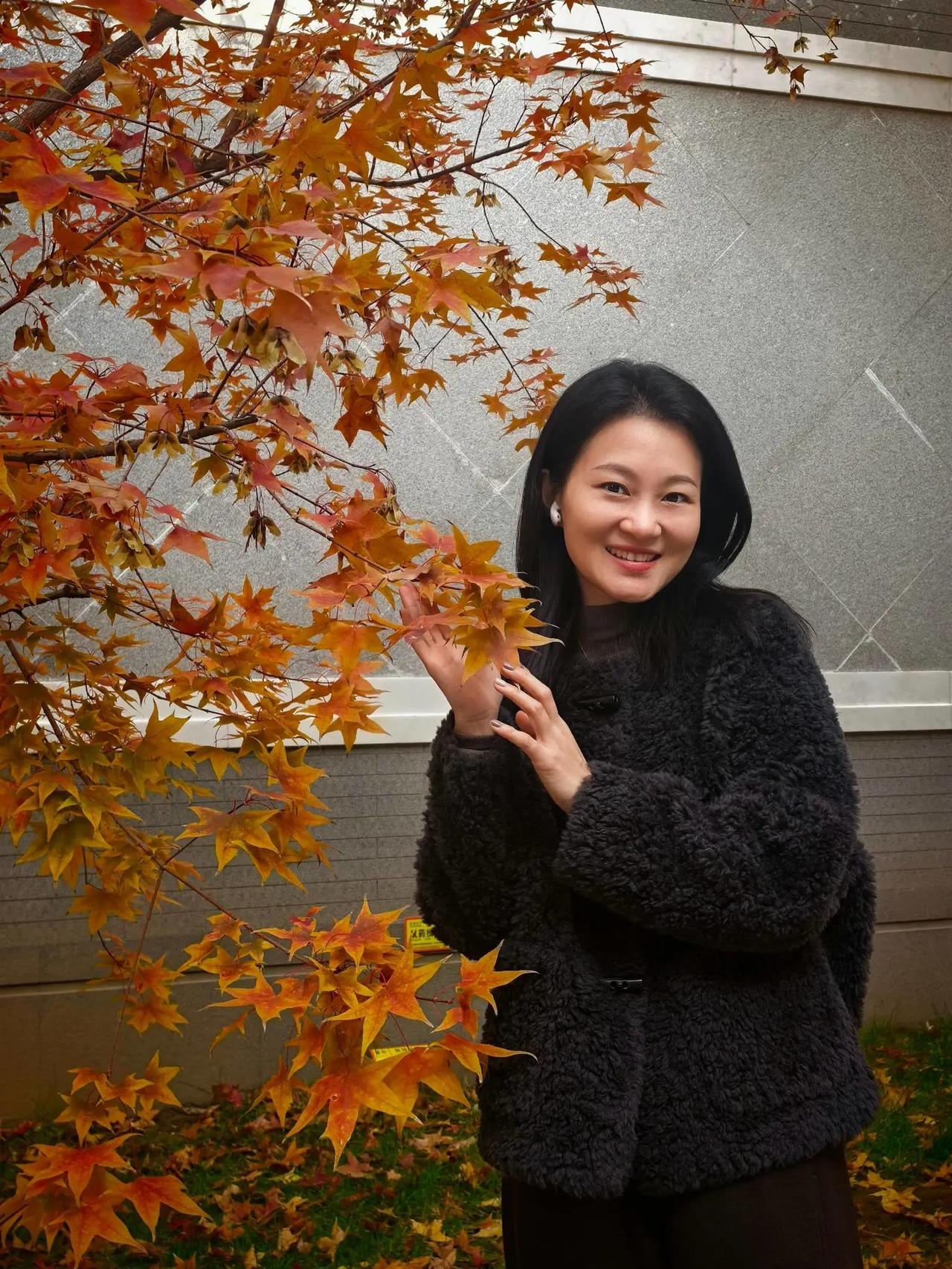 夫妻也好，情侣也罢，
其实就两件事儿:
1.性
2.钱

​性不和谐，
就会争吵