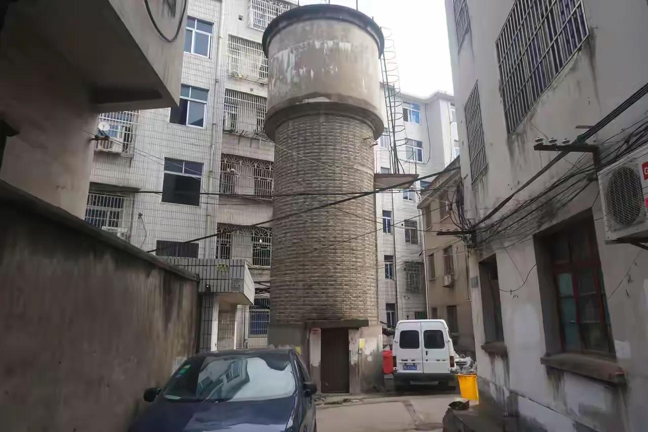 有义乌当地人知道这里是当时义乌的哪个位置吗？满满的回意。义乌现在已经找不出当初的