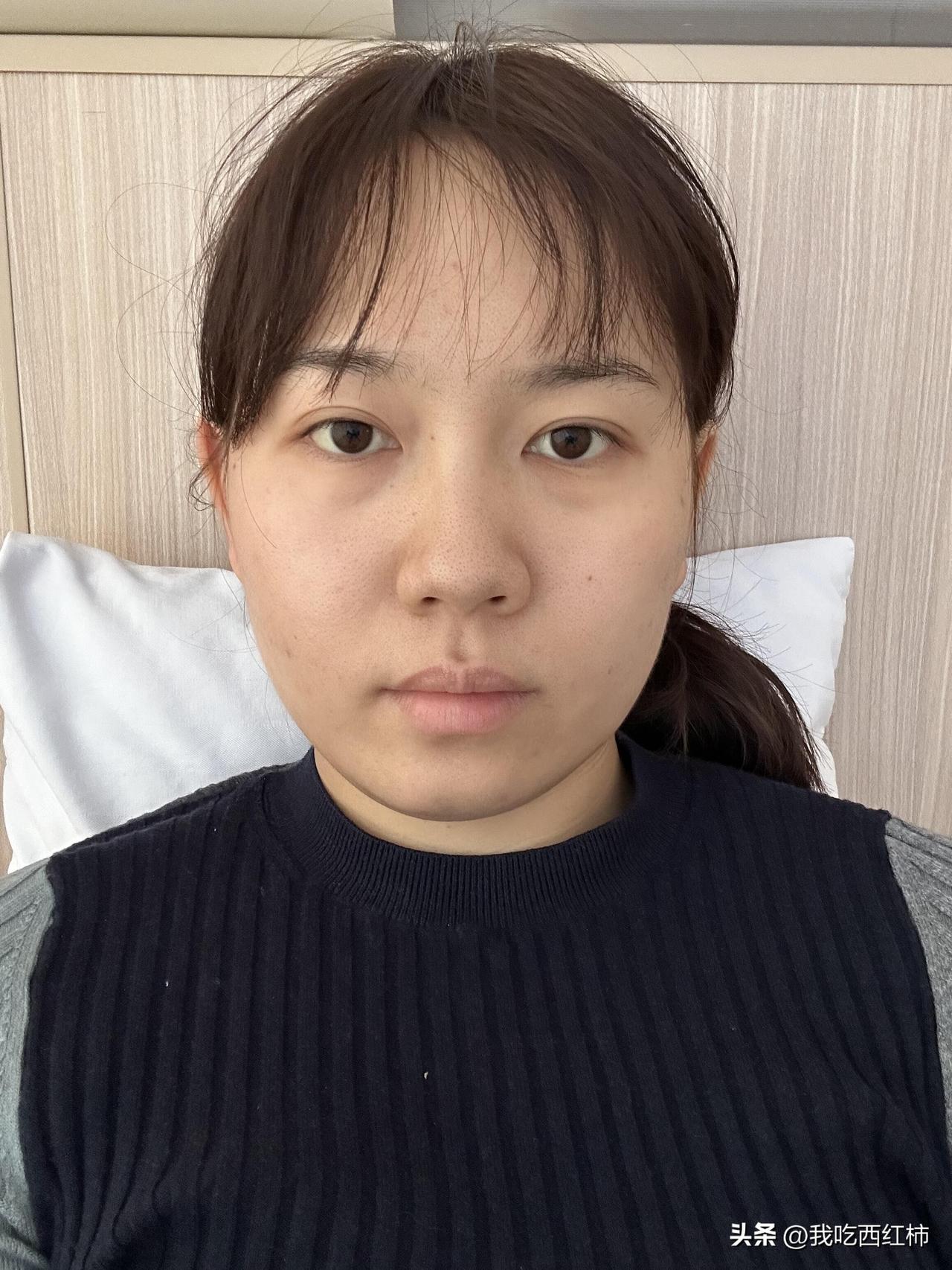 医院护士，26岁，近两个月感觉身体乏力头晕，稍微活动下就觉得心跳加快，年后上班同