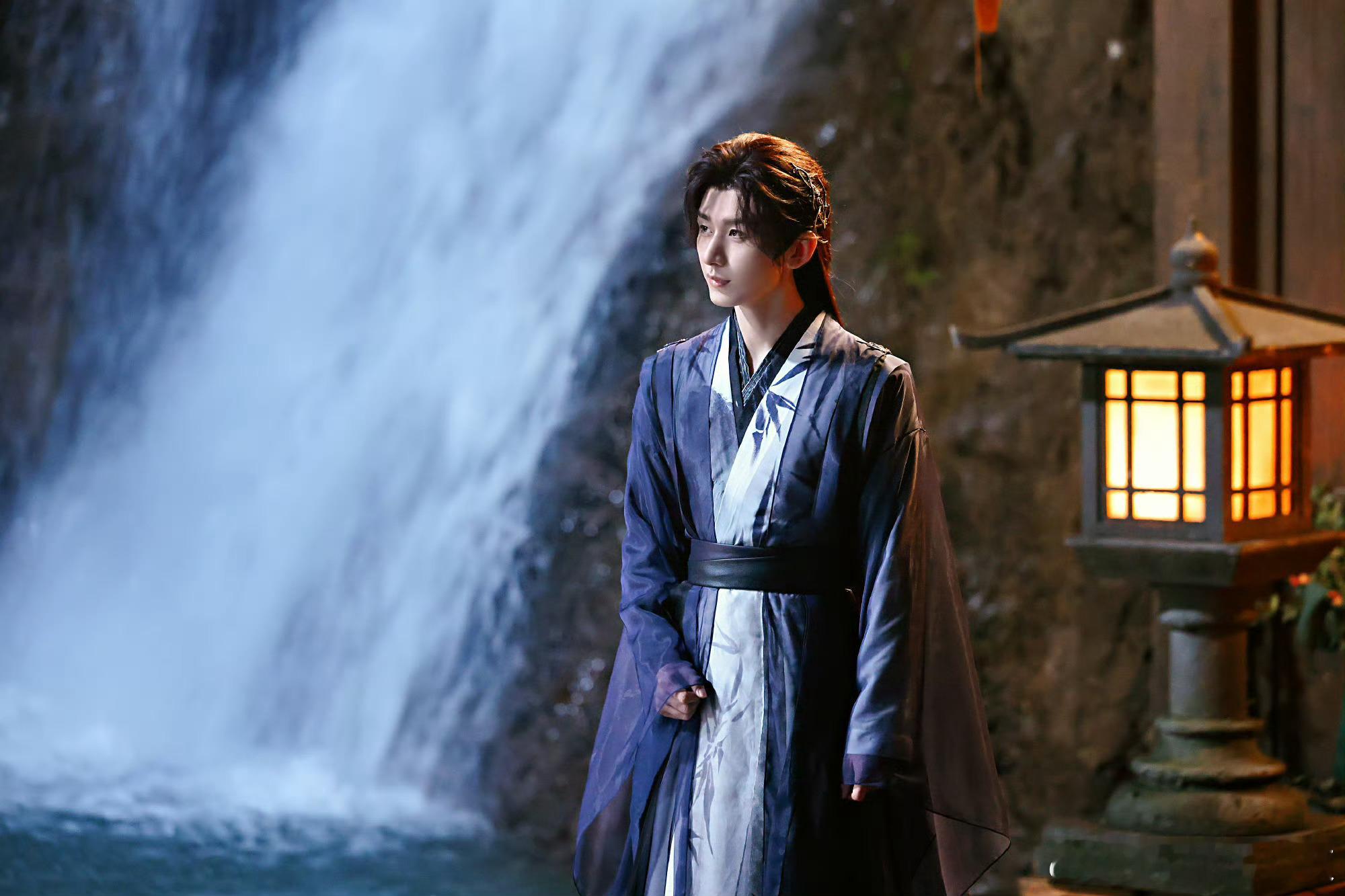 S成毅赴山海cy成毅萧秋水李沉舟肖明明我喜欢你，像星辰大海般浩渺无边，像阳光明媚