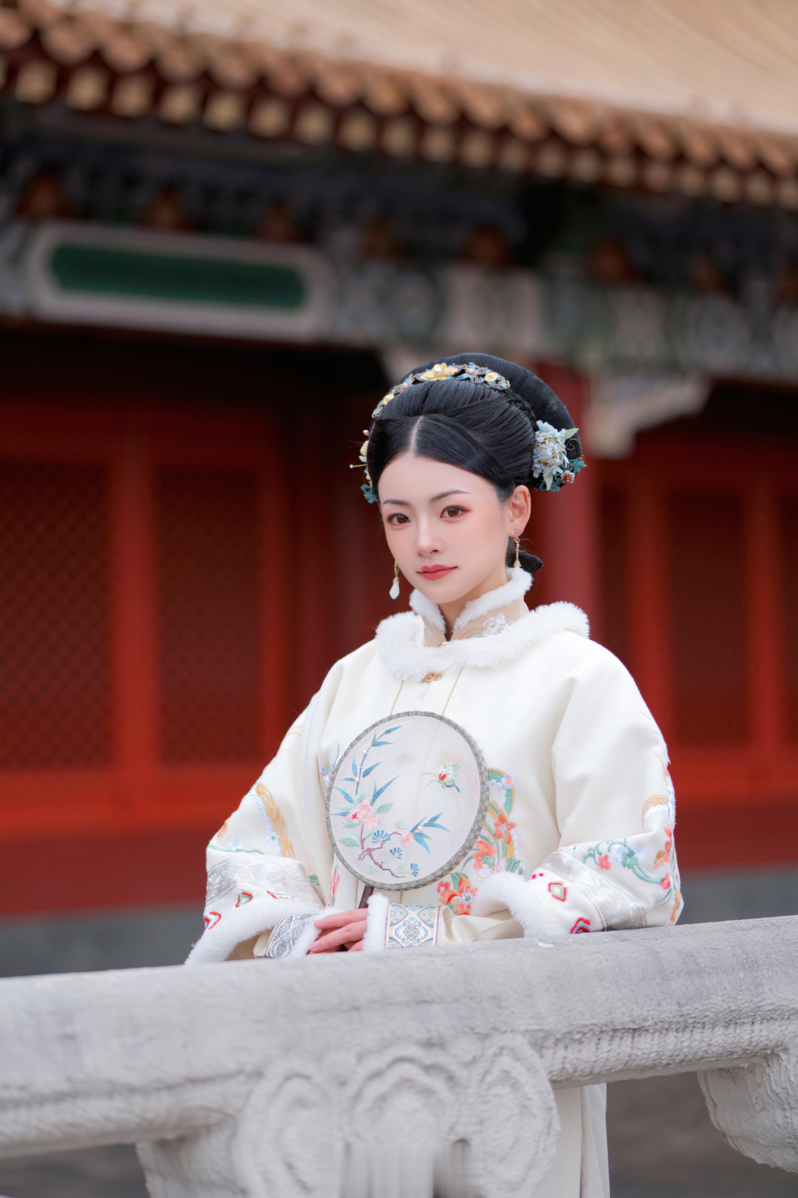 #林津伊[超话]# 癸卯年五月初五记                ——林端半袭