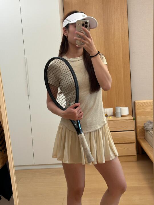 今日网球ootd/卡其色yyds