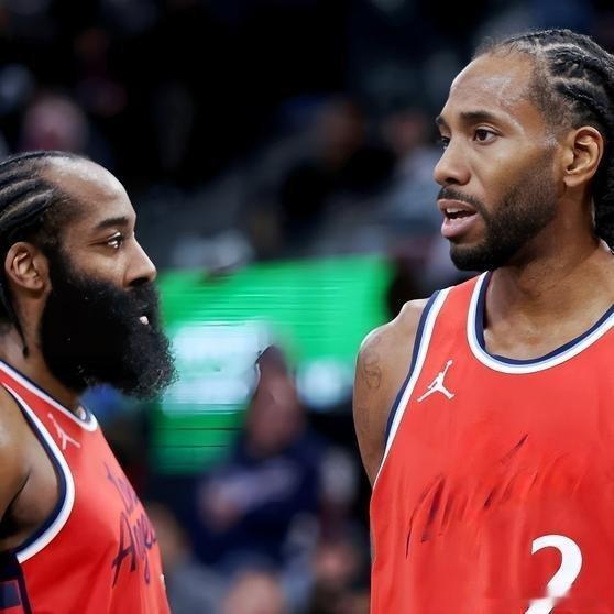 《骑士两天三大交易震惊联盟，哈登加盟送走加兰，鲍尔离队被裁》克利夫兰骑士队在短短