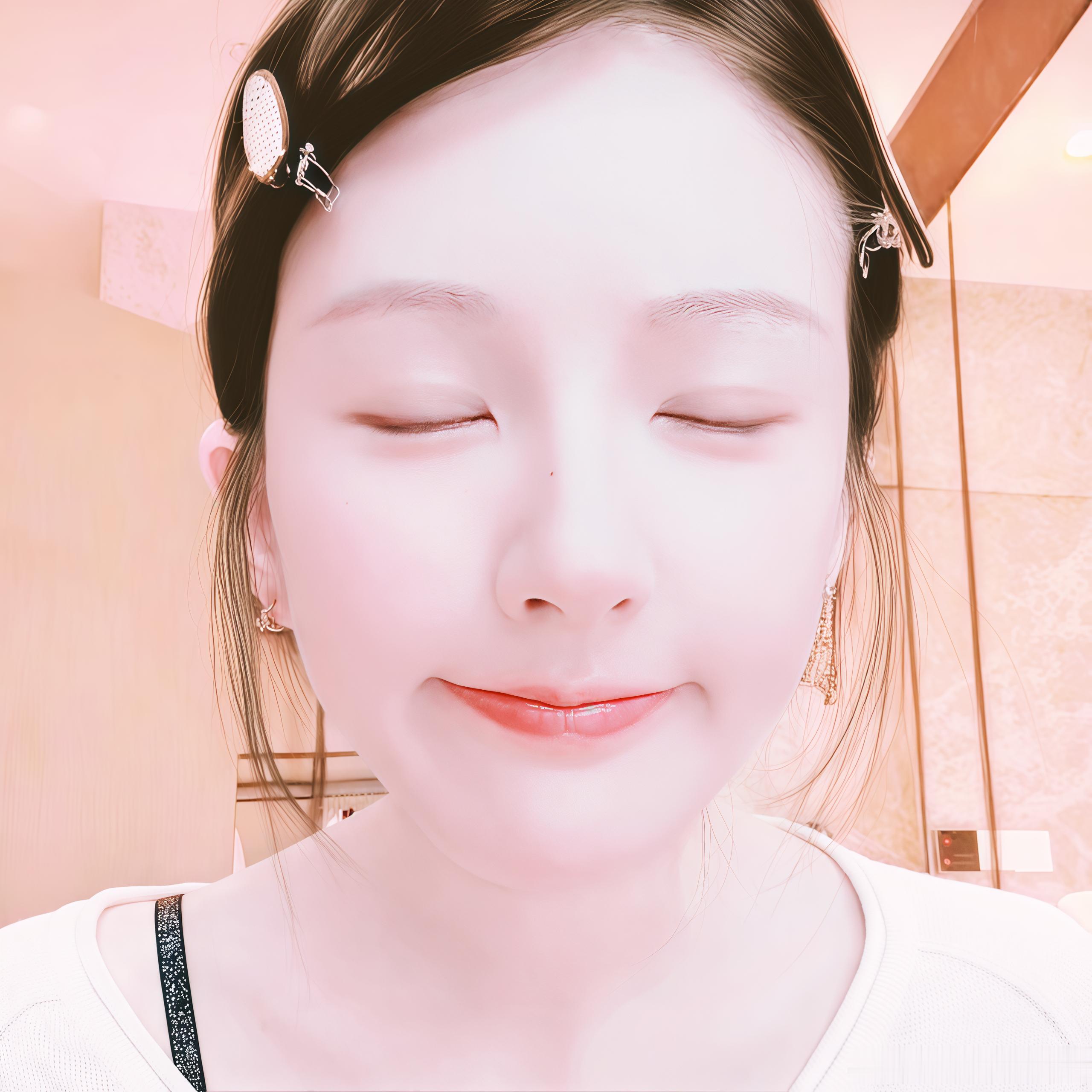 赵露思  🐰赵露思 专栏 · 可愛的露思～