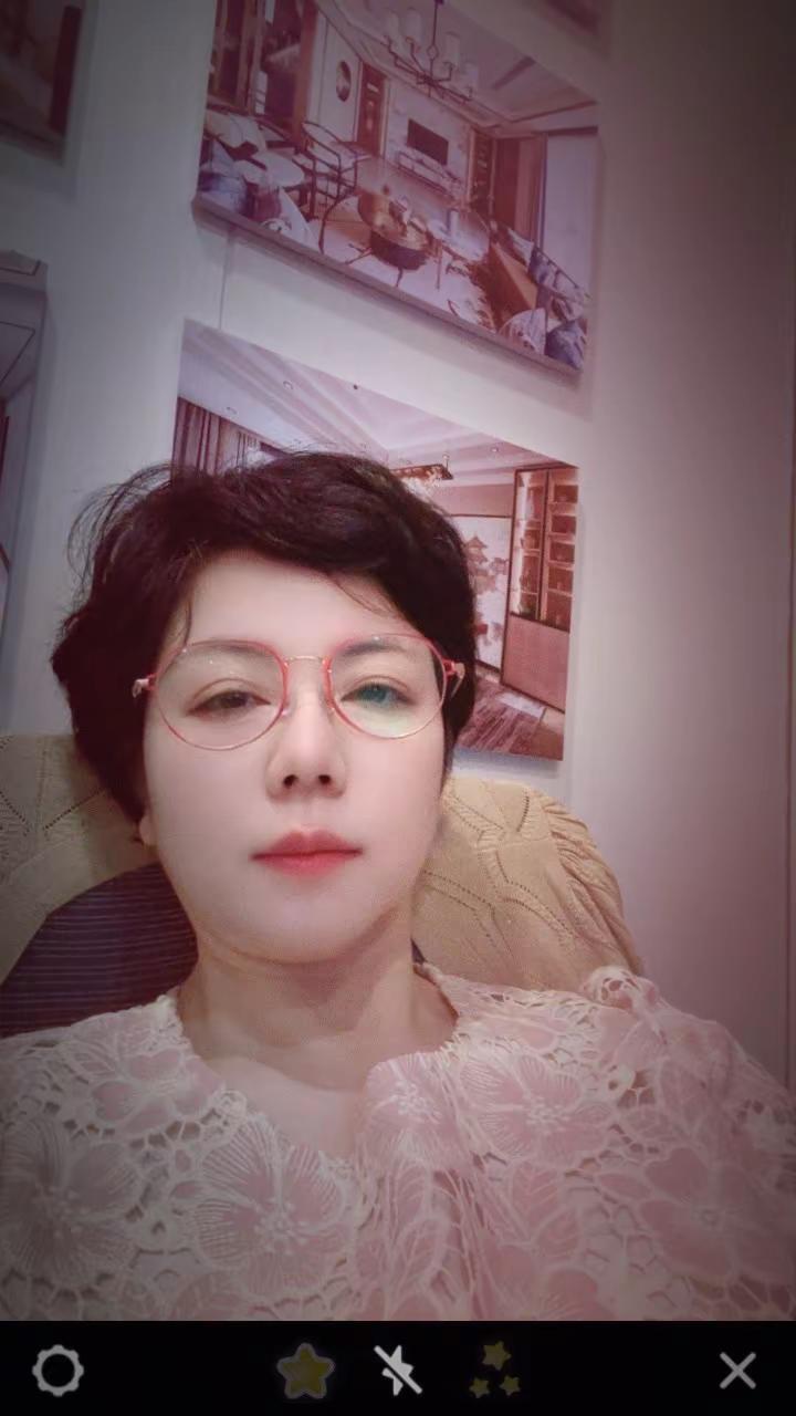 前几天网购的第二件便宜衣服……宅家也要美 宅家也要精致到底 宅家美出高级感 宅家
