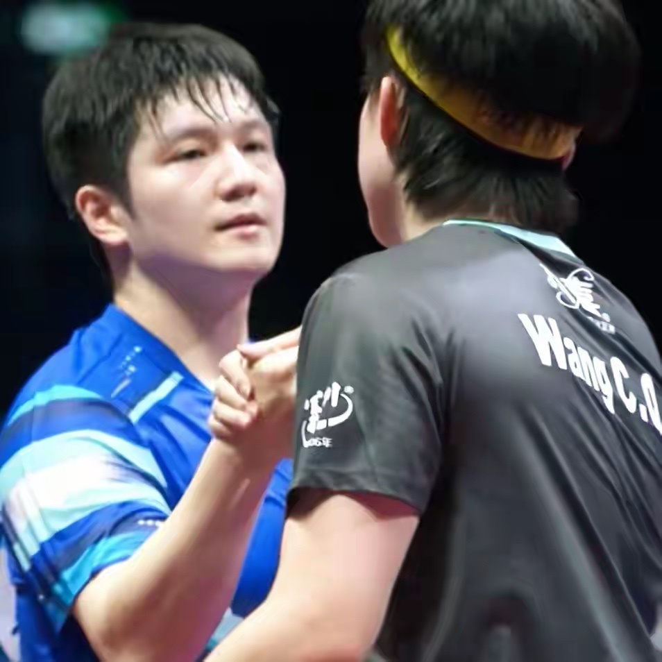 樊振东创全运66年新纪录 王楚钦盛赞其更强11月15日，第十五届全运会乒乓球男单