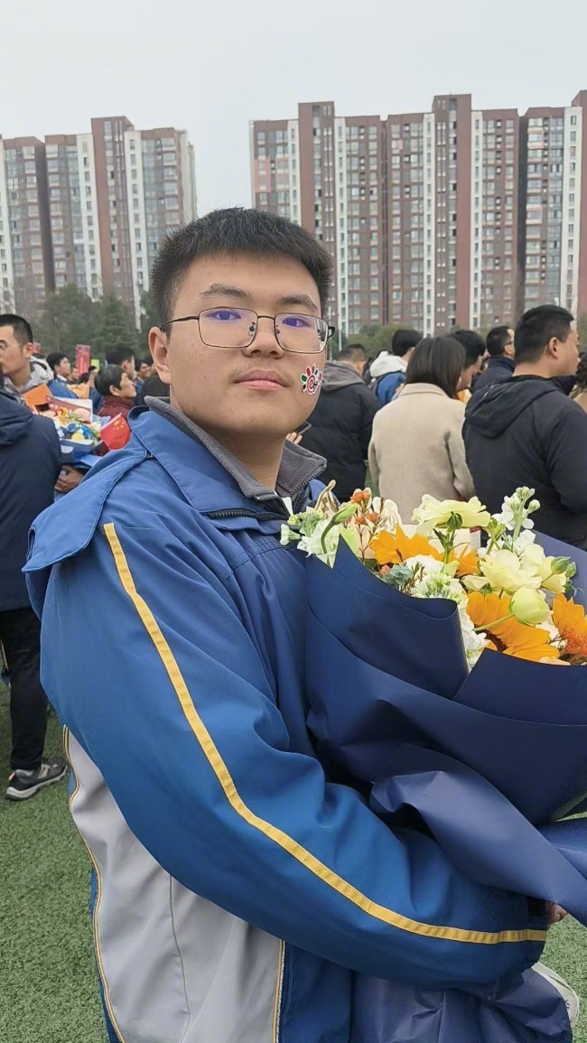 #右腿失能少年621分上华中师大#【#右腿失能少年回应621分上华中师大#：结果