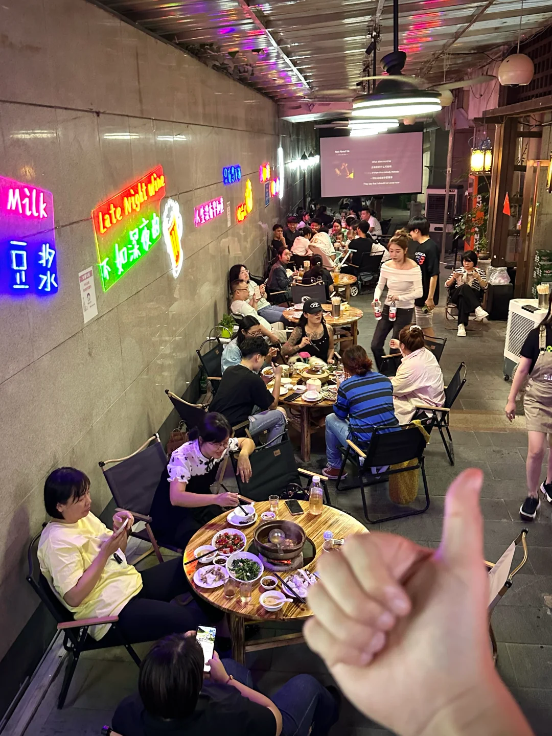 （柳州）老天奶😱藏在地下隧道的炭炉火锅！！！